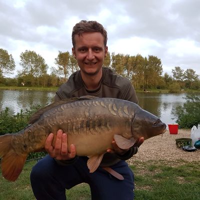 Fishing in Buscot park lake